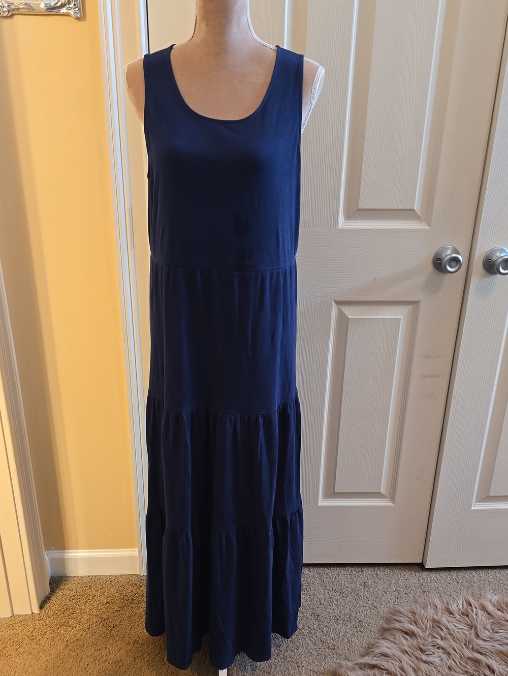 Joan Vass Size Large Navy Sleeveless Tiered Maxi Dress